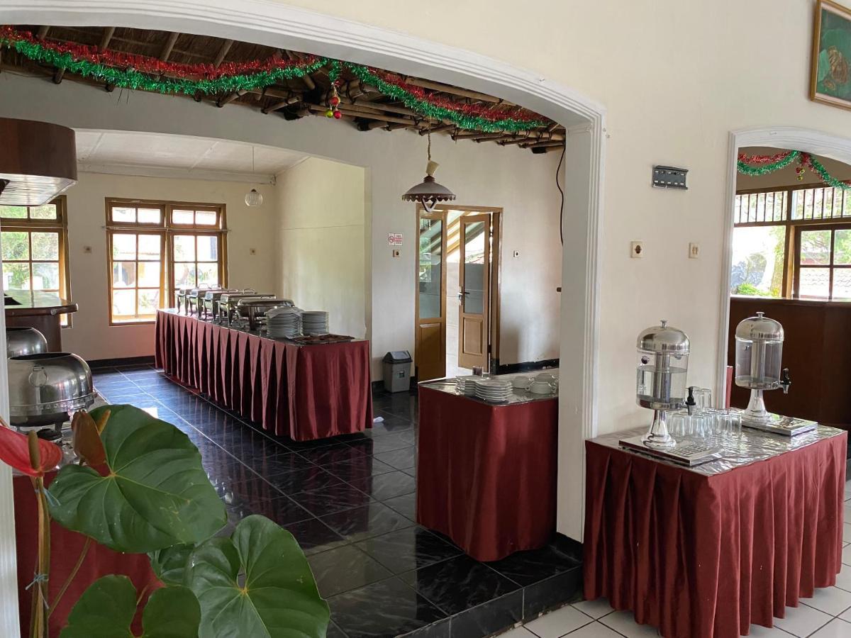 Hotel Puspa Sari Ciater Exterior photo